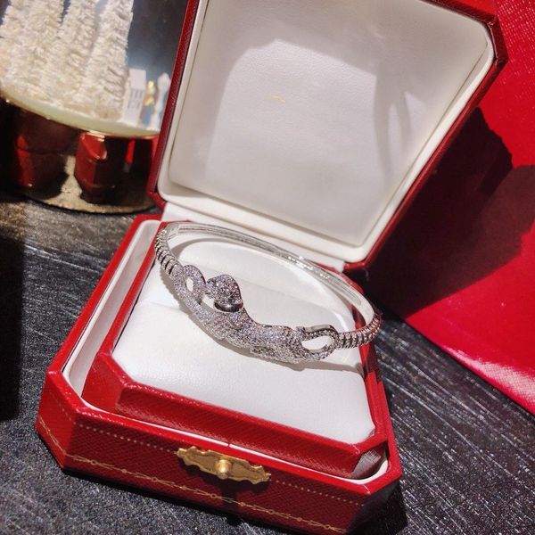 selling domineering leopard body fashion full diamond explosion bracelet bracelet designer brand jewelry high-end bracelet, Black
selling domineering leopard body fashion full diamond explosion bracelet bracelet designer brand jewelry high-end bracelet, Black