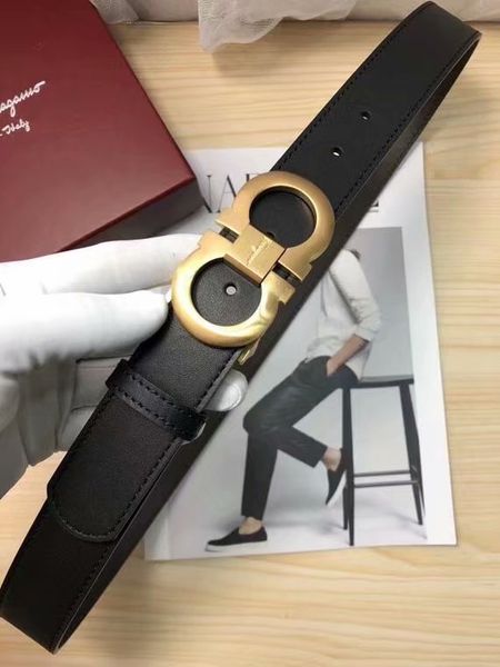 2020 оптовая leathersa ремень медузы кожаный ремень высокого качества дизайн мужчины и женщины пояса бренда, Black;brown
2020 оптовая leathersa ремень медузы кожаный ремень высокого качества дизайн мужчины и женщины пояса бренда, Black;brown