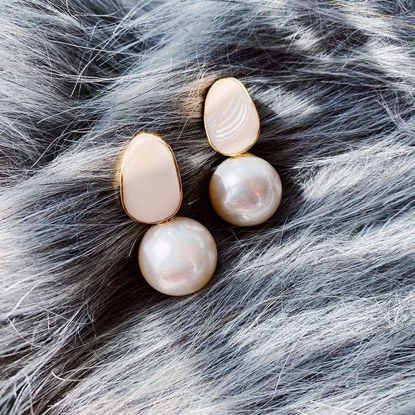 korean new design fashion jewelry elegant dripping white pearl earrings daily party earrings for women, Silver
korean new design fashion jewelry elegant dripping white pearl earrings daily party earrings for women, Silver