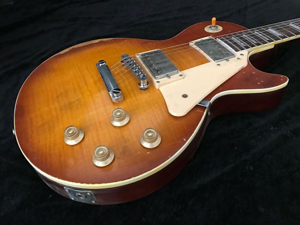 1959 relic nitrolacquer vos amber burst flame maple electric guitar one piece mahogany body and neck (no scarf joint), dark brown back
1959 relic nitrolacquer vos amber burst flame maple electric guitar one piece mahogany body and neck (no scarf joint), dark brown back