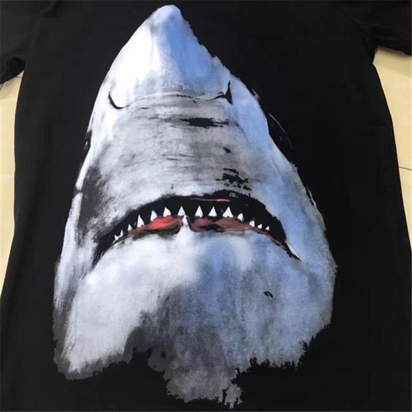 2020 fashion new mens women designer t shirt luxury short sleeve 3d animal shark print t shirt women camisa masculina designer t shirt s-xxl, White;black
2020 fashion new mens women designer t shirt luxury short sleeve 3d animal shark print t shirt women camisa masculina designer t shirt s-xxl, White;black
