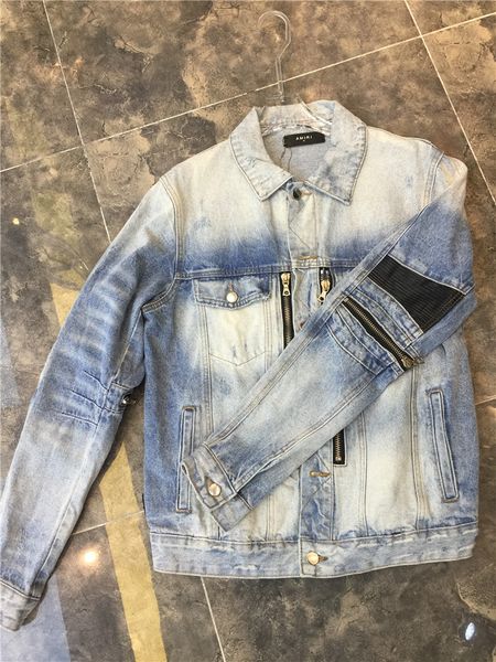 20ss new style mens jacket zipper denim jacket male locomotive tide brand jacket clothing men denim coats size:m-2xl, Black;brown
20ss new style mens jacket zipper denim jacket male locomotive tide brand jacket clothing men denim coats size:m-2xl, Black;brown
