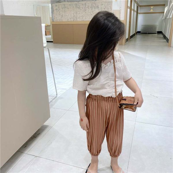 2020 summer korean new girls checkered doll shirt + vertical stripe mosquito pants children's suit, White
2020 summer korean new girls checkered doll shirt + vertical stripe mosquito pants children's suit, White