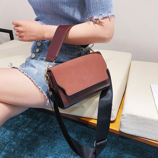 2020 new women's fashion small square bag korean version of the simple ladies shoulder bag fashion casual ladies messenger
2020 new women's fashion small square bag korean version of the simple ladies shoulder bag fashion casual ladies messenger