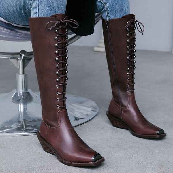 2020 genuine leather shoes women motorcycle boots square toe zip vintage wedges knee high boots female, Black
2020 genuine leather shoes women motorcycle boots square toe zip vintage wedges knee high boots female, Black