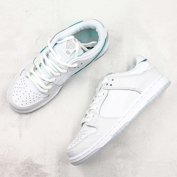 diamond sb dunk low pro qs sports shoes mens white fashion designer shoes womens skateboard sneakers with box
diamond sb dunk low pro qs sports shoes mens white fashion designer shoes womens skateboard sneakers with box
