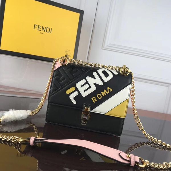 19fw оболочки сумки сумка для женщин кисточкой сумка девушка bolsa crossbody сумки для девочек сумки на ремне женские дизайнеры сумки мешок
19fw оболочки сумки сумка для женщин кисточкой сумка девушка bolsa crossbody сумки для девочек сумки на ремне женские дизайнеры сумки мешок