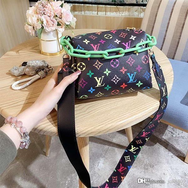 дизайнерские женские сумки Louis Vuitton crossbody сумки хорошее качество кожа классический стиль седельная сумка классические седельные сумки 
дизайнерские женские сумки Louis Vuitton crossbody сумки хорошее качество кожа классический стиль седельная сумка классические седельные сумки