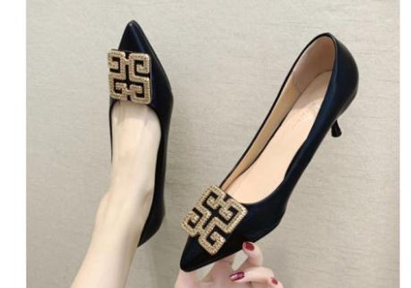 2020 women's shoes in spring and autumn with new style middle heel fine heel pointed end @4102, Black
2020 women's shoes in spring and autumn with new style middle heel fine heel pointed end @4102, Black