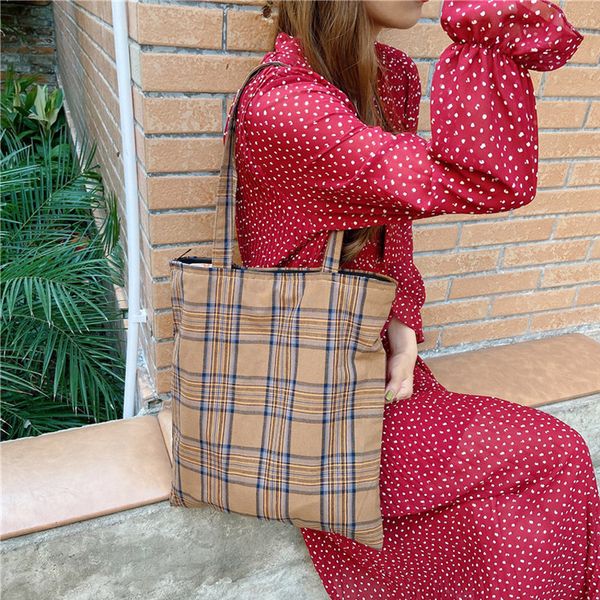 women plaid canvas bag zipper tote cotton fabric cloth beach handbag eco shoulder bags vintage reusable shopping bag for girls
women plaid canvas bag zipper tote cotton fabric cloth beach handbag eco shoulder bags vintage reusable shopping bag for girls