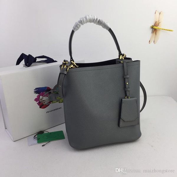 designer luxury handbags purse panier purse bag genuine leather pa women bucket purse 2019 new model handbag
designer luxury handbags purse panier purse bag genuine leather pa women bucket purse 2019 new model handbag