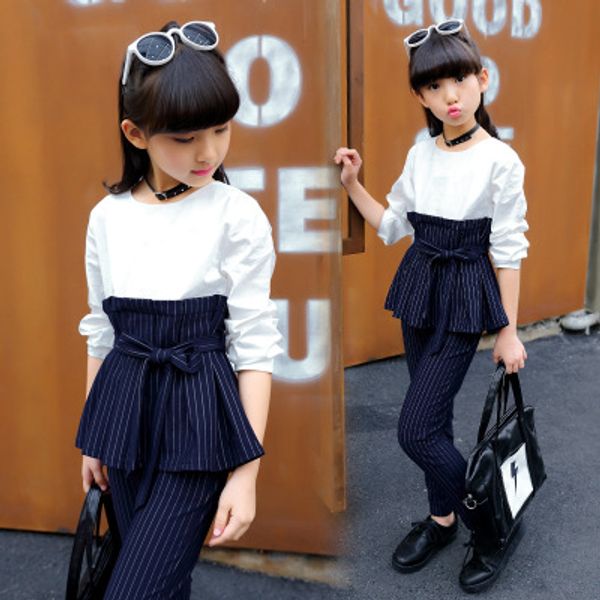 6-10 years old children's clothing baby girl suit spring new children's pastoral style stripe stitching two-piece fashion tide, White
6-10 years old children's clothing baby girl suit spring new children's pastoral style stripe stitching two-piece fashion tide, White