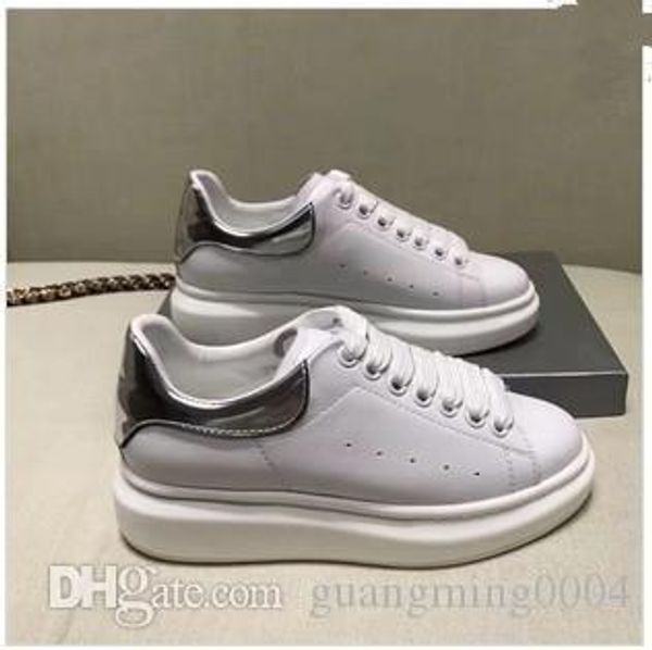 new designer name brand man casual shoes flat fashion wrinkled leather lace-up low cut trainers runaway arena shoes xrx17110301, Black 
new designer name brand man casual shoes flat fashion wrinkled leather lace-up low cut trainers runaway arena shoes xrx17110301, Black