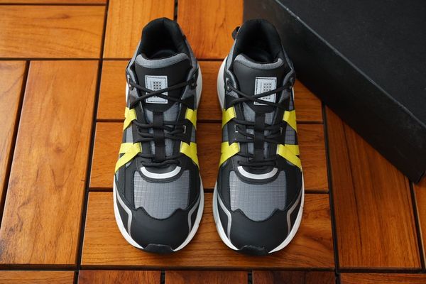2020 new arrival fashion style men casual shoes luxury design genuine leather flat sport shoes with box size:38~45, Black
2020 new arrival fashion style men casual shoes luxury design genuine leather flat sport shoes with box size:38~45, Black