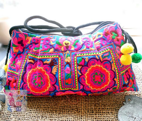 national trend handmade fabric embroidery embroidered bags shoulder messenger bag day clutch handbag christmas gift
national trend handmade fabric embroidery embroidered bags shoulder messenger bag day clutch handbag christmas gift