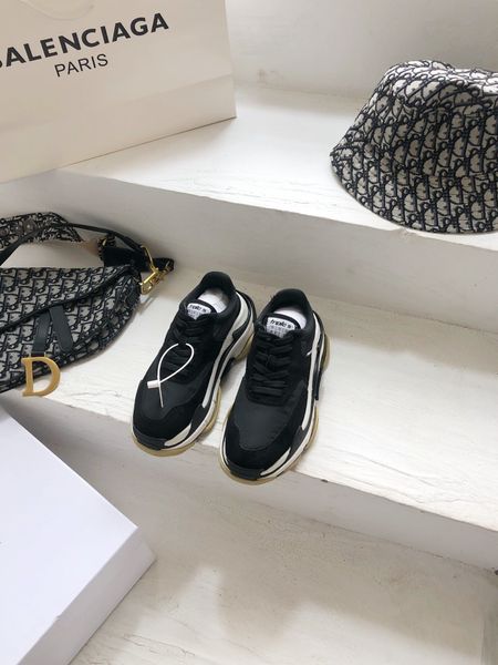 2020 new do couple high-quality thick bottom sports casual couple air cushion casual sports shoes
2020 new do couple high-quality thick bottom sports casual couple air cushion casual sports shoes