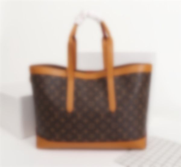 m44657 leather classic fashion handbag card bag zero wallet men's and women's backpacks single shoulder bag m44657
m44657 leather classic fashion handbag card bag zero wallet men's and women's backpacks single shoulder bag m44657