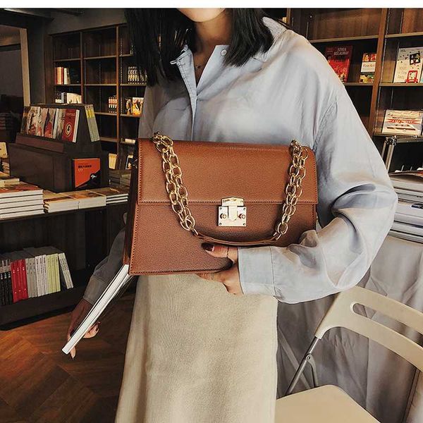large luxury women shoulder bag new chains simple brief case fashion crossbody bag handbag for office lady messenger bolso
large luxury women shoulder bag new chains simple brief case fashion crossbody bag handbag for office lady messenger bolso