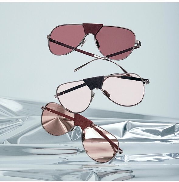 2020 lady new design sunglass pilot shape stars model famous model whloesaler price with original case, White;black
2020 lady new design sunglass pilot shape stars model famous model whloesaler price with original case, White;black