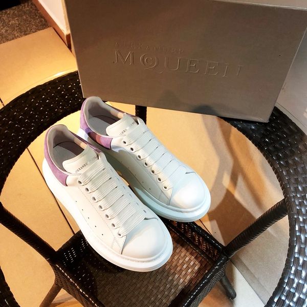 2020 new qu couple casual sneakers couple fashion thick sneakers daily increase casual shoes luxury design
2020 new qu couple casual sneakers couple fashion thick sneakers daily increase casual shoes luxury design