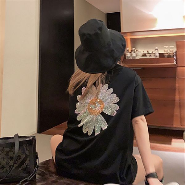 gd husband daisy short-sleeved t-shirt women's fashionable ins diamond diamond loose heavy industry long-sleeved midi all-match top, White
gd husband daisy short-sleeved t-shirt women's fashionable ins diamond diamond loose heavy industry long-sleeved midi all-match top, White