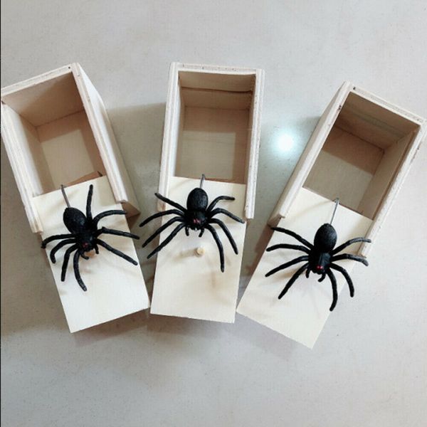 1 pcs scare box wooden prank trick scaring toy spider worm gag toys practical joke april fool's day gift wholesale
1 pcs scare box wooden prank trick scaring toy spider worm gag toys practical joke april fool's day gift wholesale
