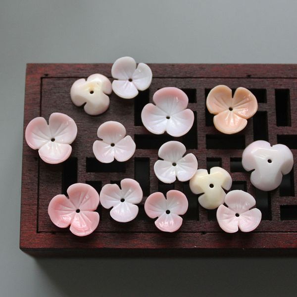 5pcs natural shell carved flower three petal loose beads fashion jewelry making new diy brooch hair clip earrings accessories
5pcs natural shell carved flower three petal loose beads fashion jewelry making new diy brooch hair clip earrings accessories