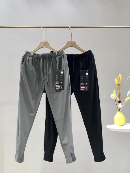 19fw luxurious brand design mouse long pants terry trousers all-match fashion hip-hop high streetwear cool sports ourdoor trousers, Camo;black
19fw luxurious brand design mouse long pants terry trousers all-match fashion hip-hop high streetwear cool sports ourdoor trousers, Camo;black