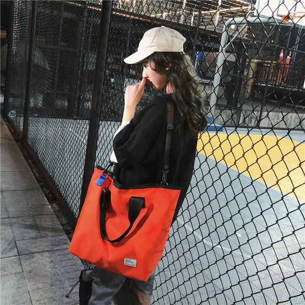 ins travel bag womens casual bag short one-shoulder handbag messenger bag tide male travel 
ins travel bag womens casual bag short one-shoulder handbag messenger bag tide male travel