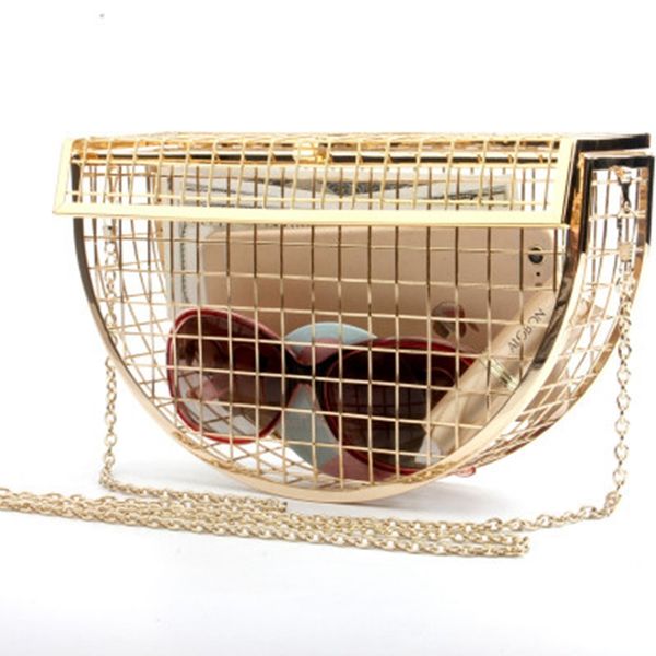 2020 new retro metal semi-circular hollow dinner bag shoulder slung chain evening bag personality mini cage geometry handbag
2020 new retro metal semi-circular hollow dinner bag shoulder slung chain evening bag personality mini cage geometry handbag