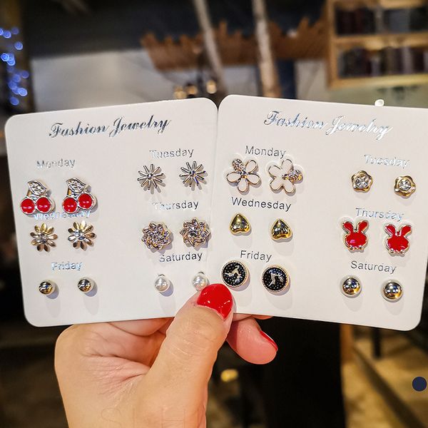 one week suit student earrings 2020 new wave korean simple wild earrings female small fresh personality tide small, Golden;silver
one week suit student earrings 2020 new wave korean simple wild earrings female small fresh personality tide small, Golden;silver