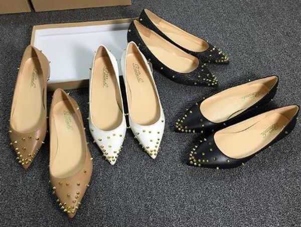 women's leather single shoes, pointed flat shoes, irregular rivet shoes, size: 34-40, Black
women's leather single shoes, pointed flat shoes, irregular rivet shoes, size: 34-40, Black