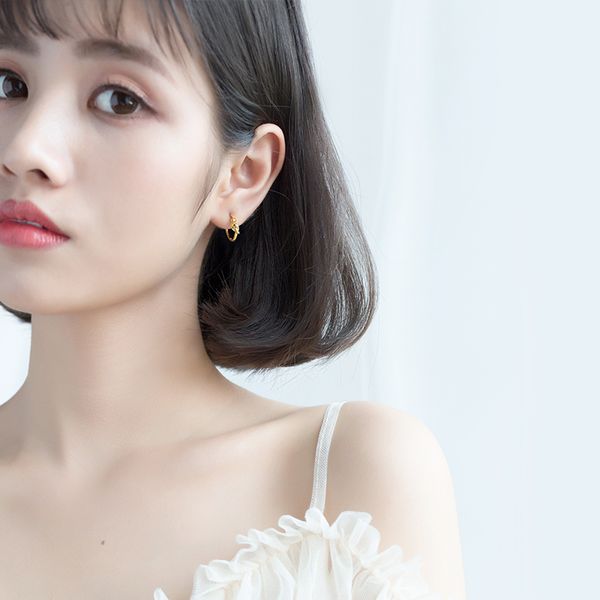 s925 silver ear buckle female japanese wind simple gold knot ear ring trend knot line jewelry e9554, Golden;silver
s925 silver ear buckle female japanese wind simple gold knot ear ring trend knot line jewelry e9554, Golden;silver