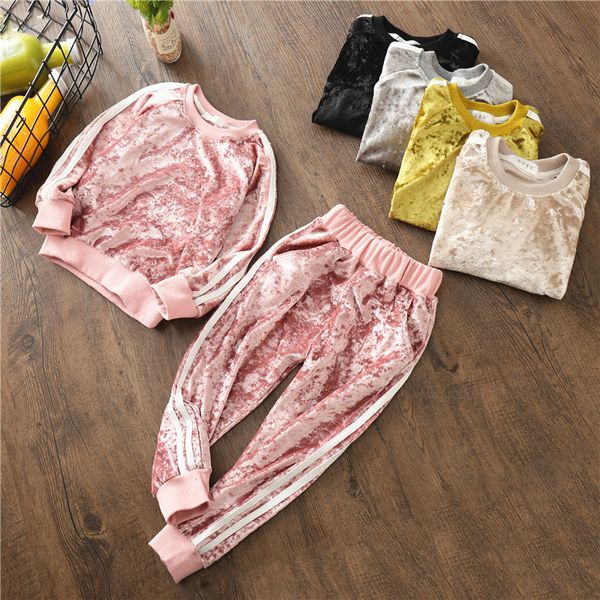 baby boys girls clothing sets kids girls fashiontracksuits sport suit fleece jacket spring autumn clothes children casual sets, White 
baby boys girls clothing sets kids girls fashiontracksuits sport suit fleece jacket spring autumn clothes children casual sets, White