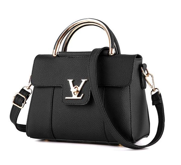 2017 New Designer Handbags snake leather embossed fashion Women bag chain Crossbody Bag Brand Designer Messenger Bag sac a main
2017 New Designer Handbags snake leather embossed fashion Women bag chain Crossbody Bag Brand Designer Messenger Bag sac a main