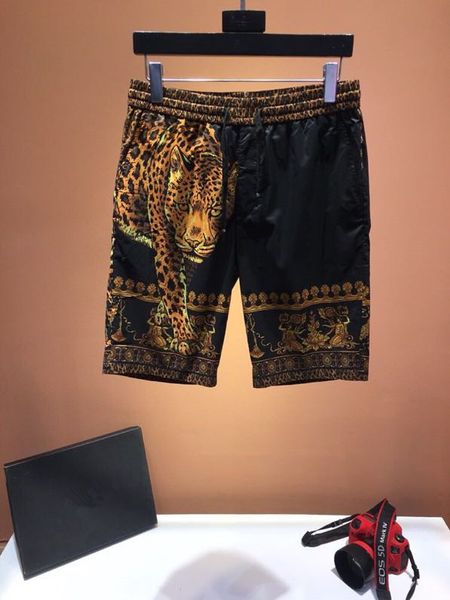 w6821 new fashion 2020 casual shorts popular fashion design party style men's clothing, White;black
w6821 new fashion 2020 casual shorts popular fashion design party style men's clothing, White;black