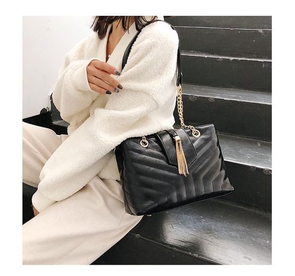 designer- 12 tassel bag jane tote chain package new korean version single shoulder satchel large capacity general female bag ng/12
designer- 12 tassel bag jane tote chain package new korean version single shoulder satchel large capacity general female bag ng/12