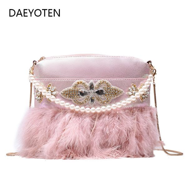 daeyoten women party diamond evening bag pearl shoulder bag wedding fashion feather day clutch luxury turkey fur handbag zm0462
daeyoten women party diamond evening bag pearl shoulder bag wedding fashion feather day clutch luxury turkey fur handbag zm0462