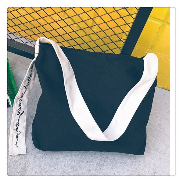 2020 harajuku literary canvas shoulder bag female japanese fashion crossbody bag large capacity student
2020 harajuku literary canvas shoulder bag female japanese fashion crossbody bag large capacity student