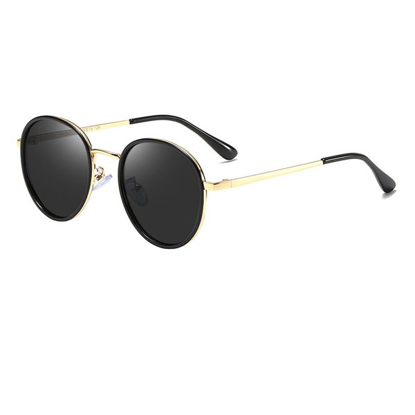 quality children boys and girls sunglasses high round hd brand polarized sunglasses gold frame retro lens designer glasses to send boxe ujas, White;black
quality children boys and girls sunglasses high round hd brand polarized sunglasses gold frame retro lens designer glasses to send boxe ujas, White;black