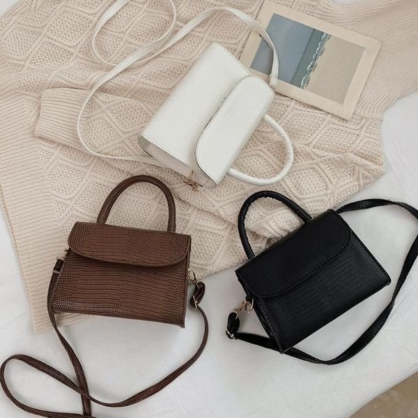fashion women flap shoulder crossbody bag pu leather ladies solid color elegant female shoulder travel totes bag
fashion women flap shoulder crossbody bag pu leather ladies solid color elegant female shoulder travel totes bag