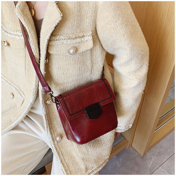 2020 new women's shoulder bag retro small bag fashionable wild lady messenger small square simple pure color women
2020 new women's shoulder bag retro small bag fashionable wild lady messenger small square simple pure color women