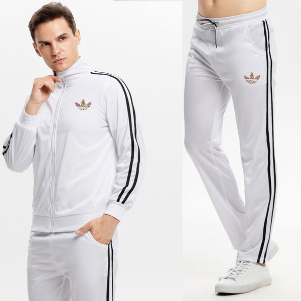 2019 men's running clothes sportswear suit gym fitness clothing track and field running clothes fashion brand men's clothing, Black;blue
2019 men's running clothes sportswear suit gym fitness clothing track and field running clothes fashion brand men's clothing, Black;blue