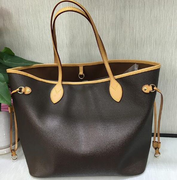 luxury classic large capacity stylish presbyopia shopping bags designer handbag classic stripe straps new sale
luxury classic large capacity stylish presbyopia shopping bags designer handbag classic stripe straps new sale