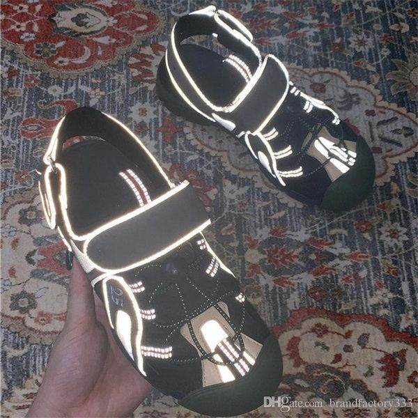 luxury designer classic sandals lady summer 2019 designer's luxury dsigner brand sandals reflective designer men's sandals shoes w, Black
luxury designer classic sandals lady summer 2019 designer's luxury dsigner brand sandals reflective designer men's sandals shoes w, Black