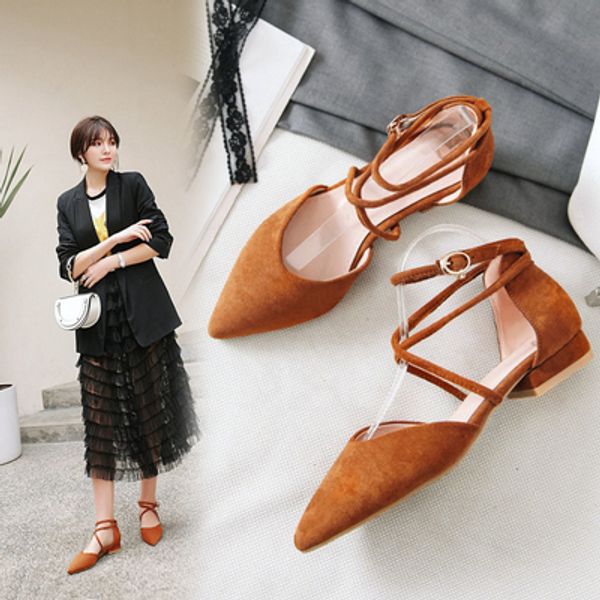 2020 spring and summer new style baotou sandals women flat flat buckle thick with shallow mouth suede strap student shoes, Black
2020 spring and summer new style baotou sandals women flat flat buckle thick with shallow mouth suede strap student shoes, Black