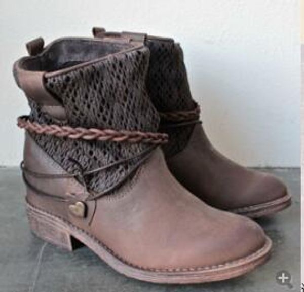 short woman boots, Black 
short woman boots, Black