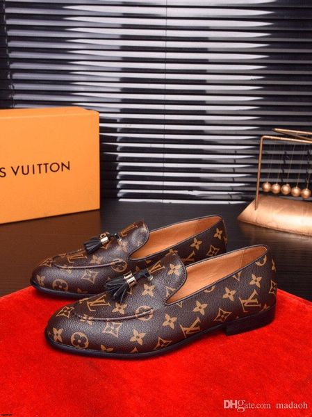 2020 luxury men shoe embroidery handmade dress shoes men slip on loafers oxford shoes for men formal mariage party wedding shoes yecq3, Black
2020 luxury men shoe embroidery handmade dress shoes men slip on loafers oxford shoes for men formal mariage party wedding shoes yecq3, Black