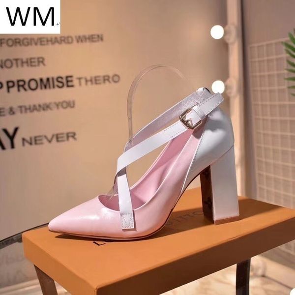 new pointed thick heels women high heels sandals slippers mules slides pumps shoes sneakers dress shoes
new pointed thick heels women high heels sandals slippers mules slides pumps shoes sneakers dress shoes