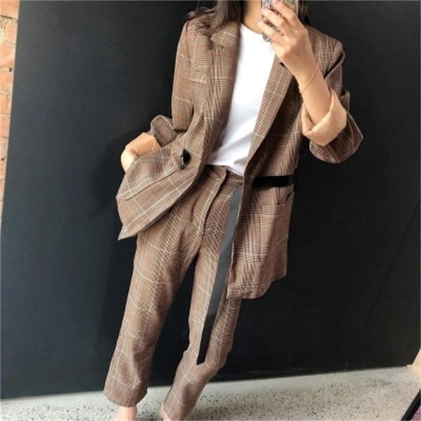 leisure plaid suit suit female autumn new high quality fashion british style loose plaid small two-piece women, White;black
leisure plaid suit suit female autumn new high quality fashion british style loose plaid small two-piece women, White;black